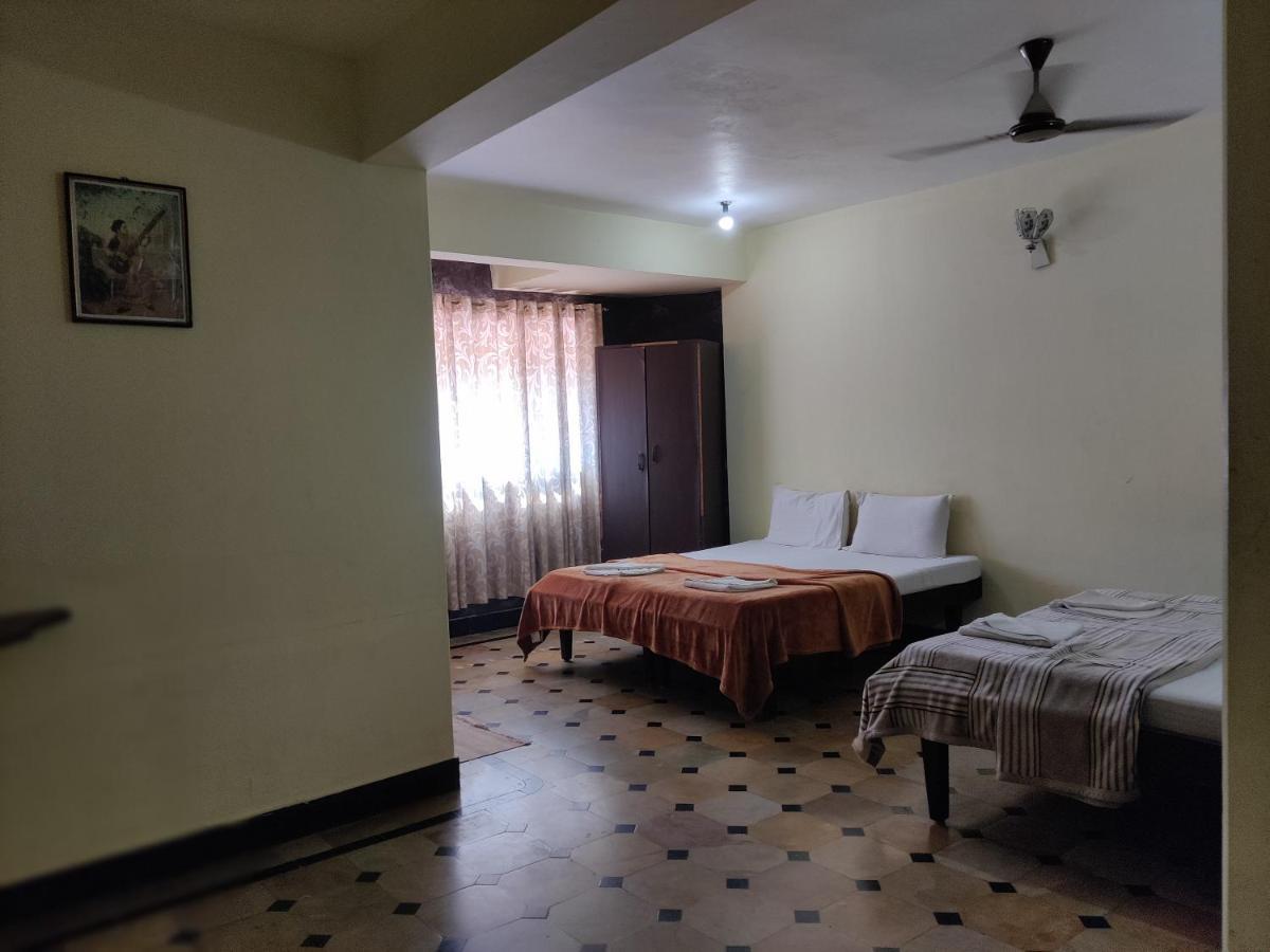 Hotel Caveri Comfort Inn Madikeri Buitenkant foto